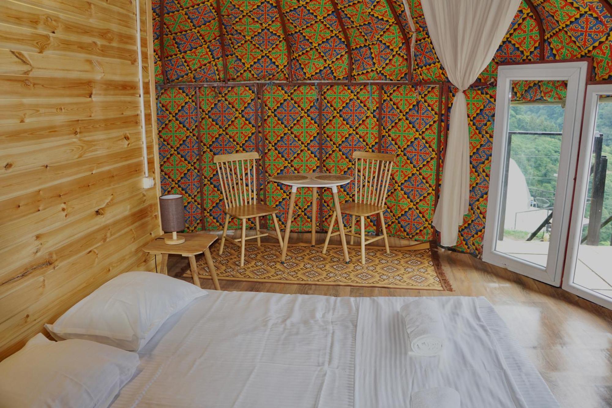 Mtirala Glamping Hotell Chakvistavi Eksteriør bilde